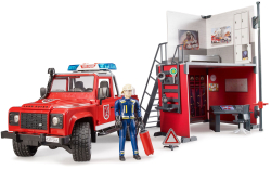 Набор Пожарная станция с джипом и фигуркой Bruder 62-701